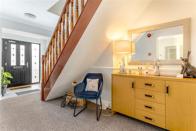 Willo's B&b, 6 Fair View, Leixlip Road, Lucan, Dublin
