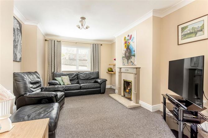 Willo's B&b, 6 Fair View, Leixlip Road, Lucan, Dublin