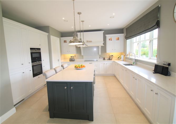 24 Holsteiner Park, Clonee, Meath