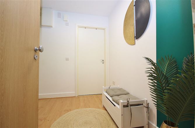 13 Virginia Hall, Tallaght, Dublin 24