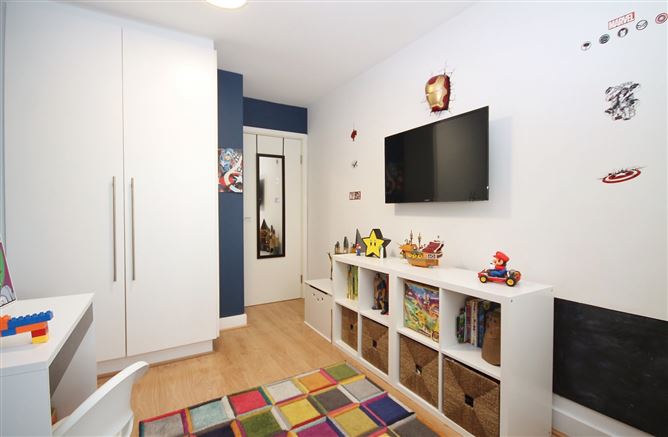 13 Virginia Hall, Tallaght, Dublin 24