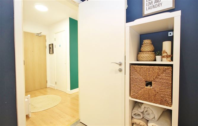13 Virginia Hall, Tallaght, Dublin 24