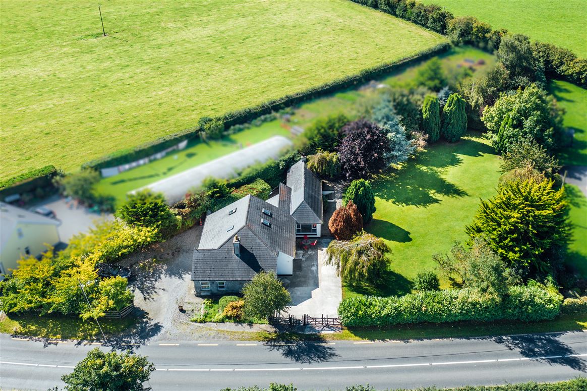 Willow Cottage, Hallahoise, Castledermot, Co. Kildare