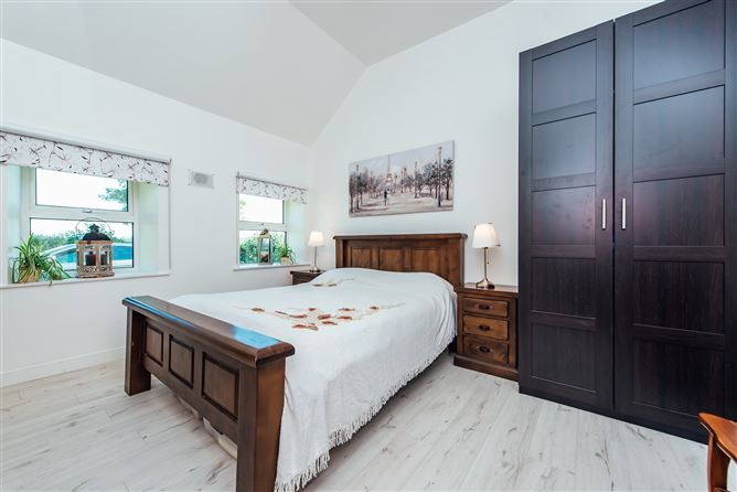 Willow Cottage, Hallahoise, Castledermot, Co. Kildare