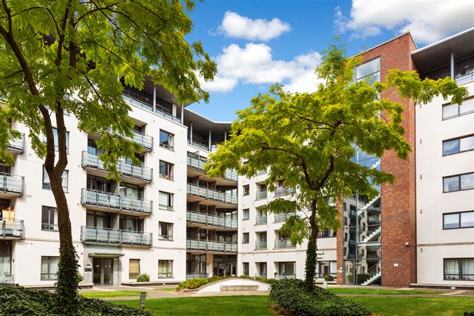 122 Scarriff House, Custom House Square, IFSC, Dublin 1