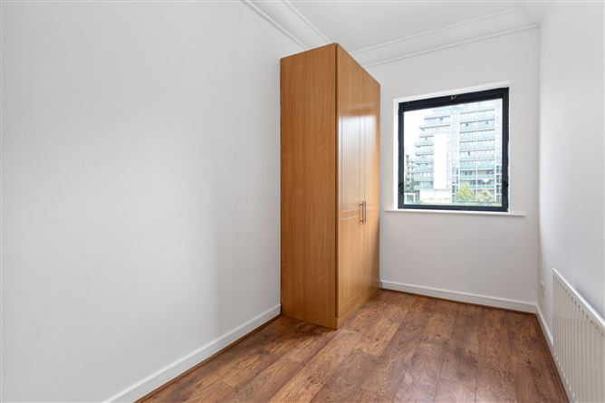 122 Scarriff House, Custom House Square, IFSC, Dublin 1