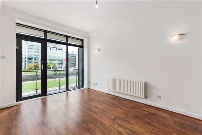 122 Scarriff House, Custom House Square, IFSC, Dublin 1