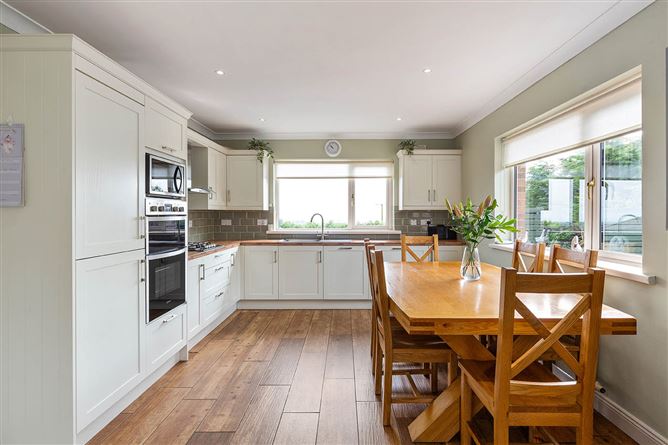 Bay View House, Fieldstown, Monasterboice, Louth