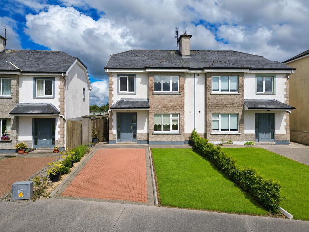27 Parklands, Tubbercurry, Sligo