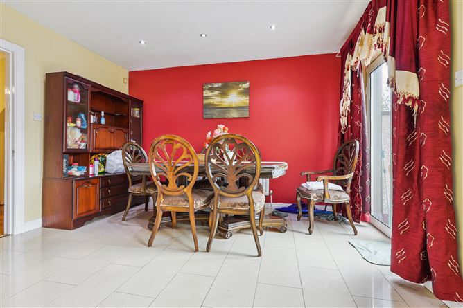 Photo 5 of 19 — 38 The Paddocks, Hybreasal, South Circular Road, Dublin 8
