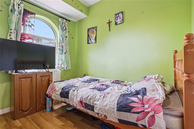 Photo 8 of 19 — 38 The Paddocks, Hybreasal, South Circular Road, Dublin 8