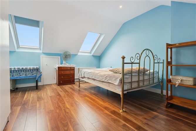 Photo 10 of 19 — 38 The Paddocks, Hybreasal, South Circular Road, Dublin 8