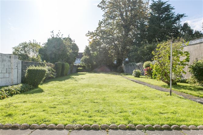 11 Priory Drive, Stillorgan, Blackrock, Co. Dublin