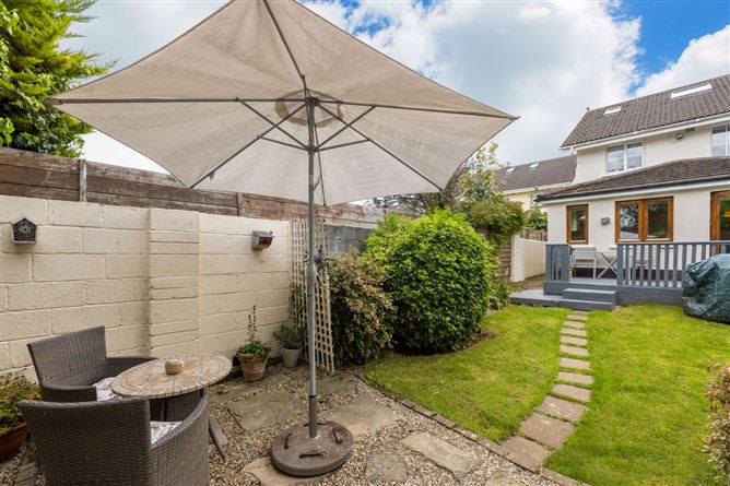 16 Woodfield, Scholarstown Road, Rathfarnham, Dublin 16