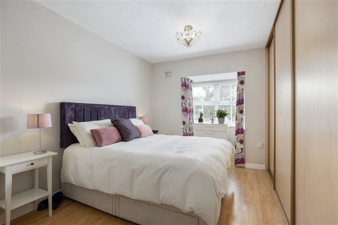 16 Woodfield, Scholarstown Road, Rathfarnham, Dublin 16