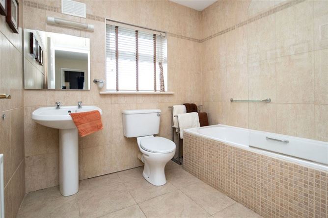 12 Hillview Crescent, Gowran Road, Bennettsbridge, Co. Kilkenny