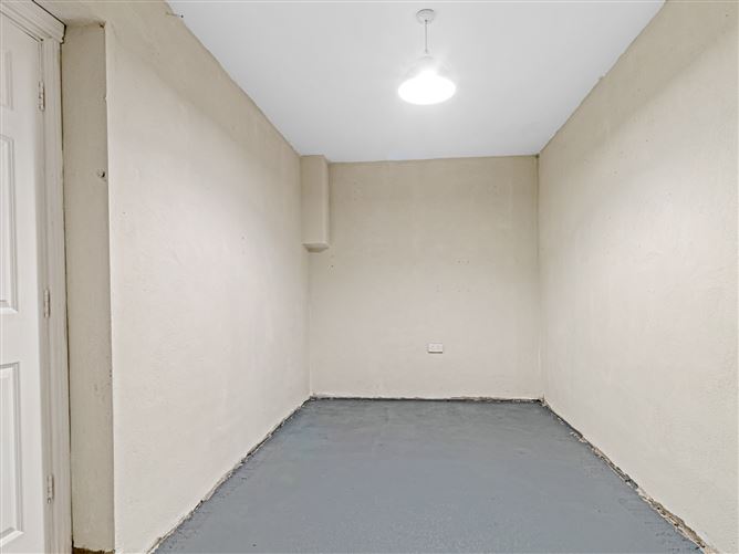 28 The Avenue, Liffey Hall, Newbridge, Kildare