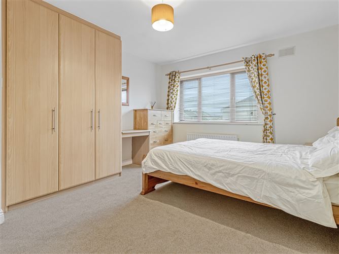 28 The Avenue, Liffey Hall, Newbridge, Kildare
