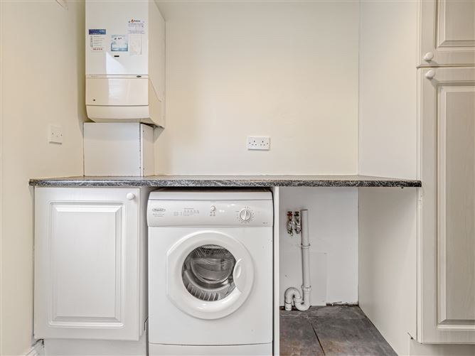 28 The Avenue, Liffey Hall, Newbridge, Kildare