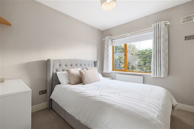 10b Sycamore Close, The Park, Cabinteely, Dublin 18