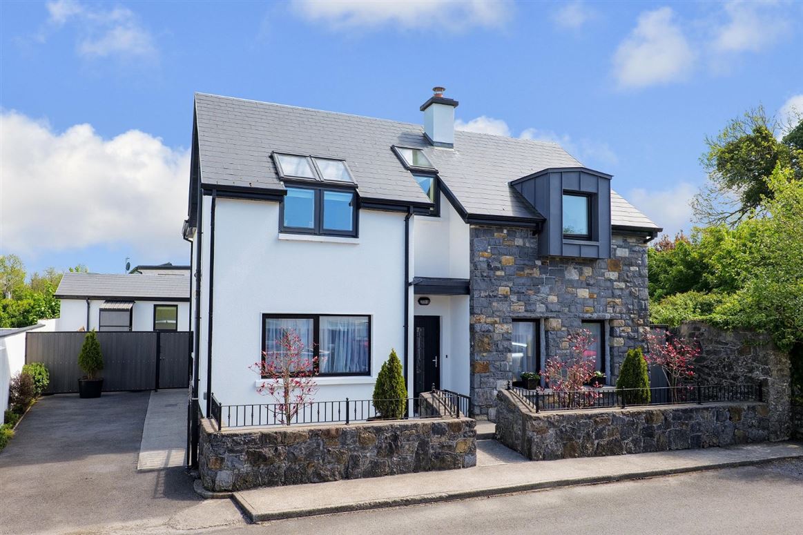 Lower Camp Street, Oughterard, Co. Galway