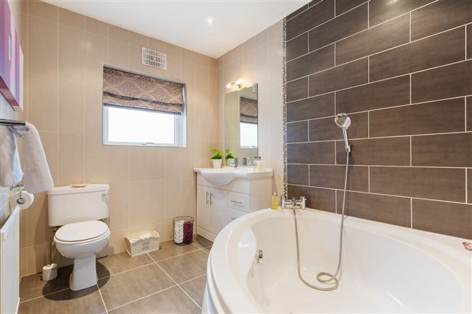 4 Foxrock Manor, Foxrock, Dublin 18