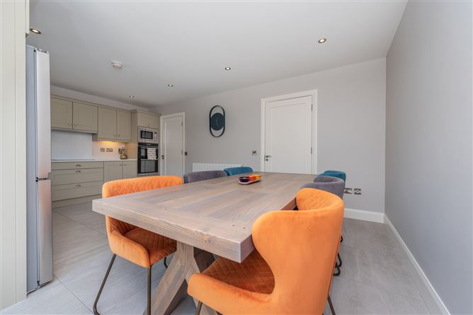 https://photos-a.propertyimages.ie/media/9/9/1/4940199/78bc6fdf-da79-41ce-9a7c-e7f1c595987a_l.jpg