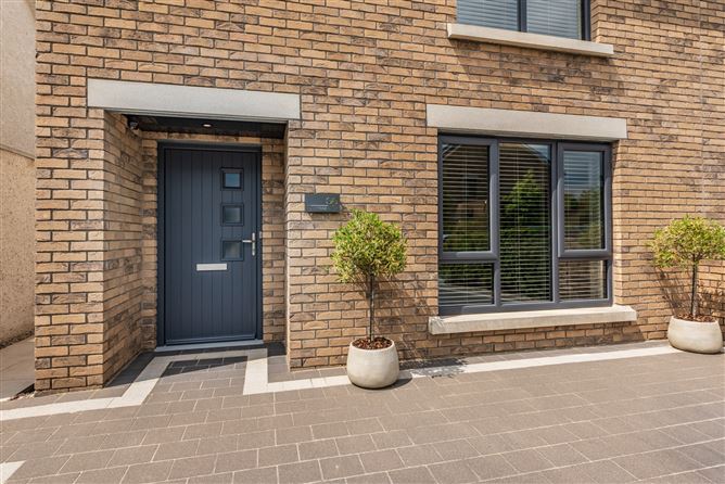 https://photos-a.propertyimages.ie/media/9/9/1/4940199/78bc6fdf-da79-41ce-9a7c-e7f1c595987a_l.jpg