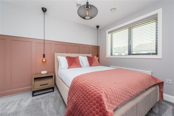 https://photos-a.propertyimages.ie/media/9/9/1/4940199/78bc6fdf-da79-41ce-9a7c-e7f1c595987a_l.jpg