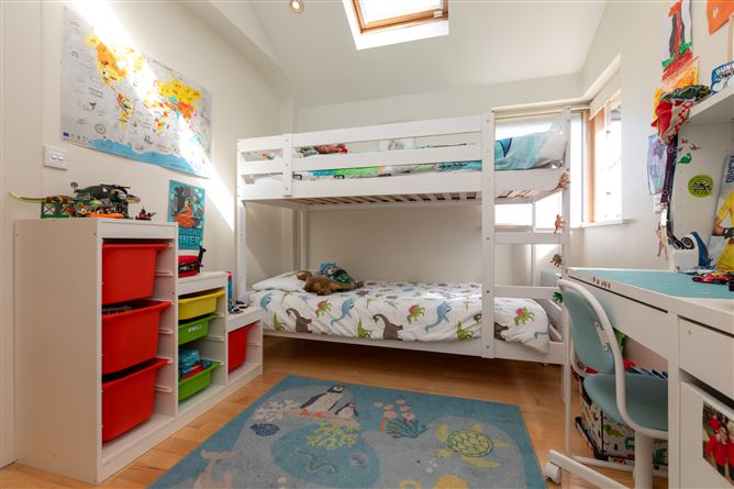 Cabo, Marine Court, , Sandycove, County Dublin