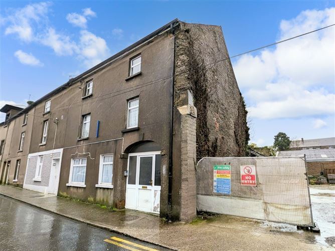 32 O'Neill Street, Clonmel, Co. Tipperary