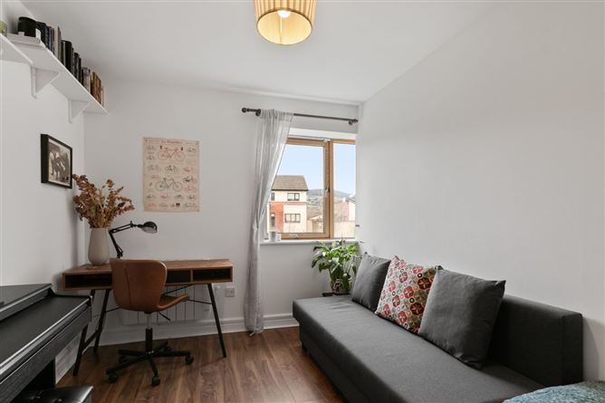 29 The Crescent, Carrickmines, Dublin 18