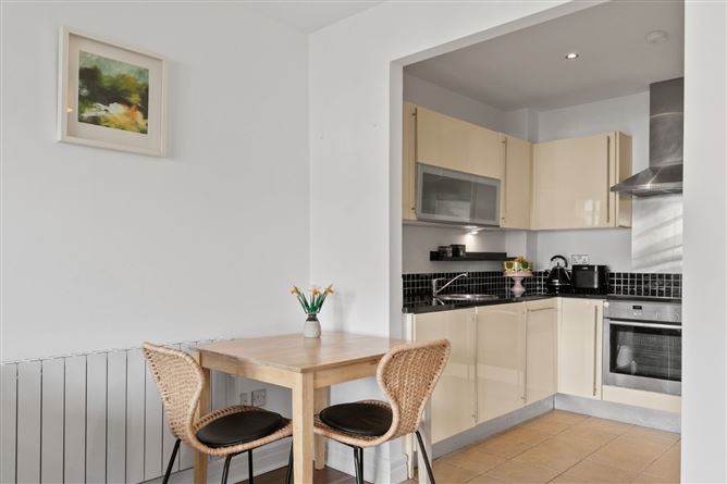 29 The Crescent, Carrickmines, Dublin 18