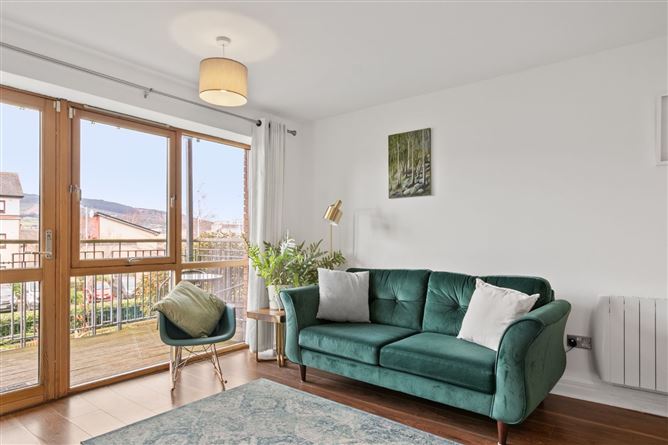 29 The Crescent, Carrickmines, Dublin 18