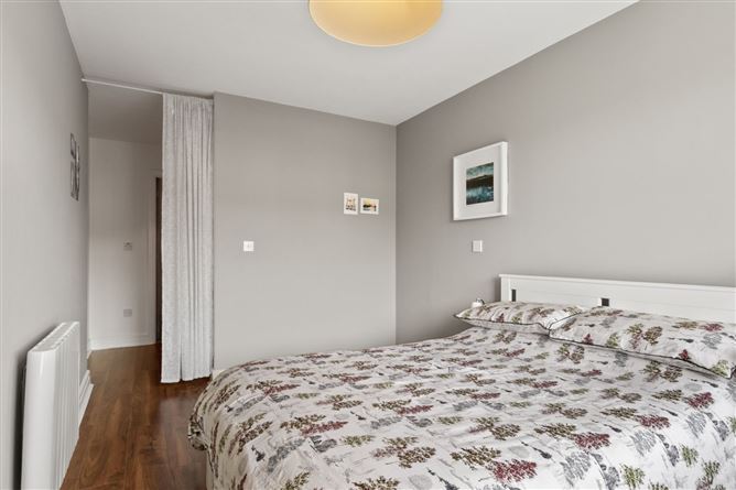 29 The Crescent, Carrickmines, Dublin 18
