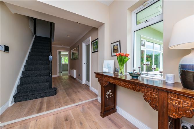 https://photos-a.propertyimages.ie/media/9/9/1/4998199/4bd41e60-927b-4ad0-a596-adc7f603763b_l.jpg