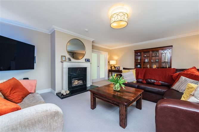 https://photos-a.propertyimages.ie/media/9/9/1/4998199/4bd41e60-927b-4ad0-a596-adc7f603763b_l.jpg