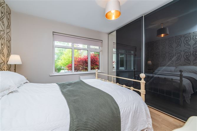 https://photos-a.propertyimages.ie/media/9/9/1/4998199/4bd41e60-927b-4ad0-a596-adc7f603763b_l.jpg