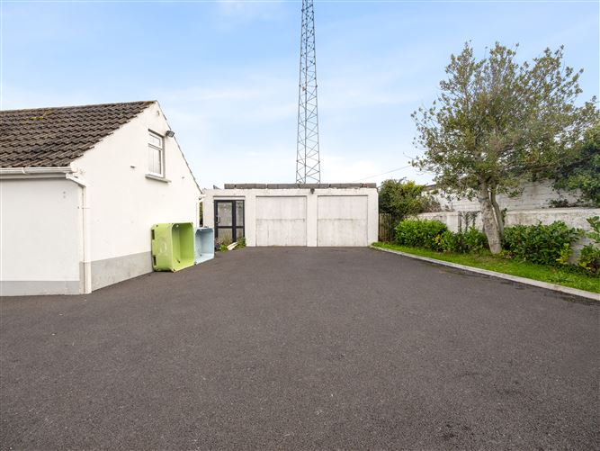 Photo 48 of 63 — Ashley House, Naas Road, Newbridge, Co. Kildare