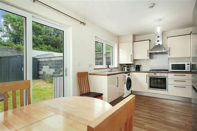 Photo 8 of 29 — 72 Heathfield Terrace, Finglas, Dublin 11
