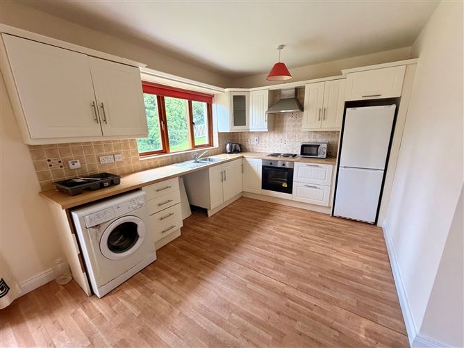 19 Pairc Fea, Lahard, Ballinamore, Leitrim