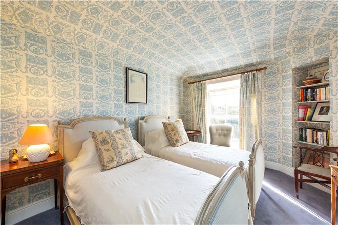 8 Grosvenor Terrace, Monkstown, Co. Dublin