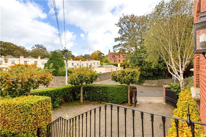 8 Grosvenor Terrace, Monkstown, Co. Dublin