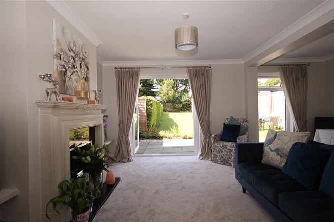 21 Saint Anne's Park, Shankill, Dublin 18