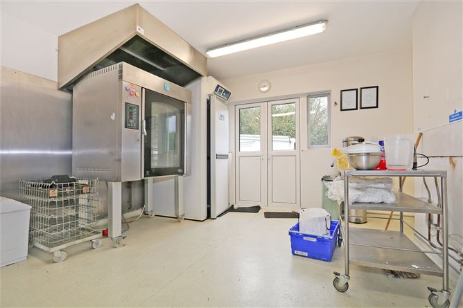 33-35 Pound Street, Sixmilebridge, Co. Clare