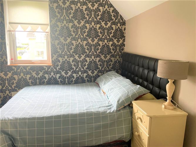 15A Moore Bay, Kilkee, Co. Clare.