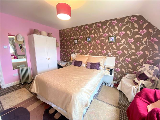 15A Moore Bay, Kilkee, Co. Clare.