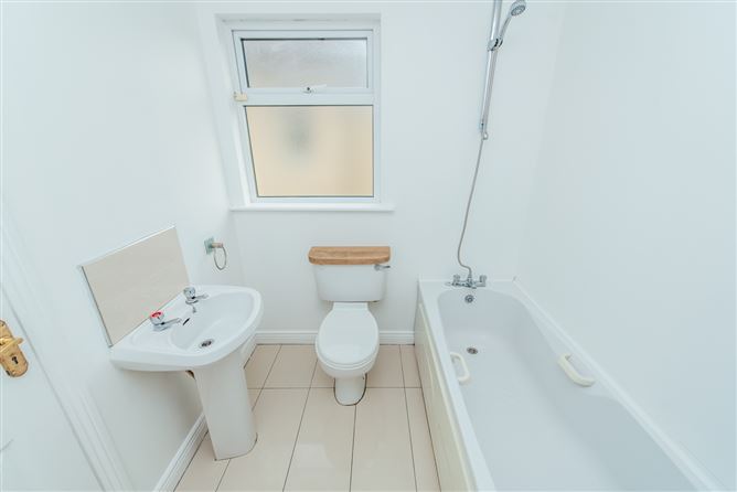 13 Ruanbeg Green, Ruanbeg Manor, Kildare R51 PR88, Kildare Town, Kildare