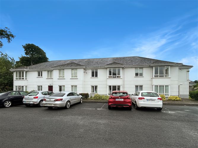 6 Nenagh Manor Retirement Apartments, Nenagh, Co. Tipperary Sherry