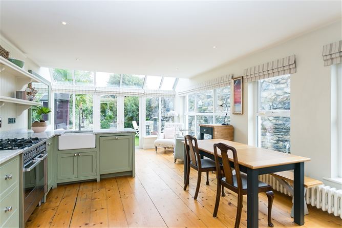 55 McCabe Villas, Booterstown, Co Dublin